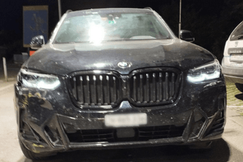 Bilo mu zabranjeno da uđe u Crnu Goru: Na granici se pojavio sa autom koje su tražile švajcarske vlasti