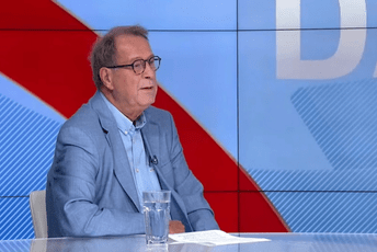 Politika nakon 53 godine prekinula saradnju sa Boškom Jakšićem