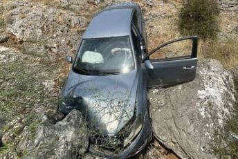 Vozilo sletjelo sa puta u Murićima: Povrijeđena Baranka