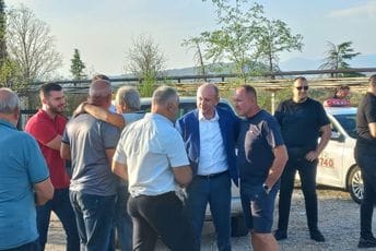 Protiv Gazdića podnijeli prijavu; Knežević: Tražiću od odbornika da napušte vlast u Podgorici ako bude gradnje kolektora