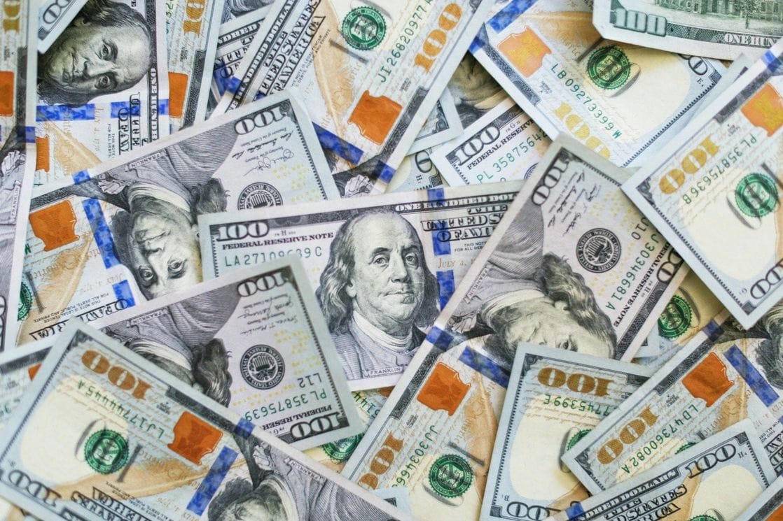 Dolar oslabio drugu sedmicu zaredom