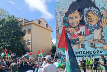 (FOTO, VIDEO) Protest solidarnosti u Podgorici: Pravda, mir i sloboda Palestini