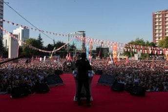Desetine hiljada pristalica opozicije okupile se u Ankari