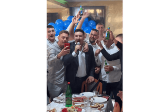 (VIDEO) Dajković pjevao o Pavlu Đurišiću: Nijesam Dodik, ali umijem i ja zapjevati