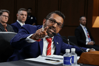 Direktor FBi-a nosio Liverpulovu kravatu na saslušanju u američkom Senatu