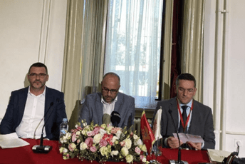 Održan omaž jednom od potonjih iz generacije utemeljivača crnogorske kulturne montenegristike: Perović imao bezbroj prilika da poklekne, a ni u jednoj se nije ni okliznuo