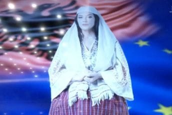 Albanska AI ministarka obratila se parlamentu, opozicija pobješnjela - htjeli da isključe monitor