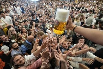 Počeo Oktoberfest, rekordne cijene piva
