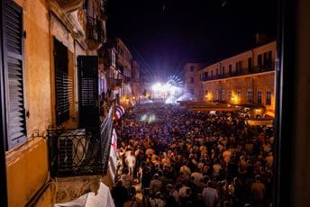 Pojedini pjevači zaradiće nevjerovatne sume za doček Nove godine na crnogorskom primorju