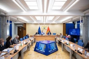 Đukanović: Nadam se da će tužilaštvo ispitati ranije poslovanje EPCG; Mugoša: U ovim firmama su zaposlena čitava porodična stabla