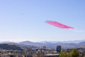 Red Arrows prvi put u Crnoj Gori: Impresivni prelet i simbol prijateljstva Ujedinjenog Kraljevstva i Crne Gore