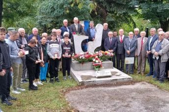 Delegacije SUBNOR-a i OBNOR-a položile vijence u Pljevljima, sjećanje na Boška Buhu