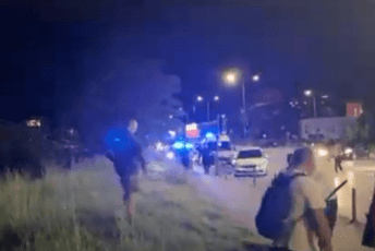 Saobraćajna nezgoda kod Palade: Vozilo sletjelo s puta, zaustavilo se u šiblju iznad Morače