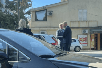 Udes u Podgorici, učestvovalo službeno auto Glavnog grada