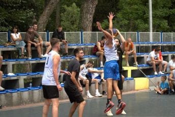 Humanitarni turnir u čast vojnicima Božoviću i Ikoviću: Kobe u finalu pobijedio Splićanku (FOTO)