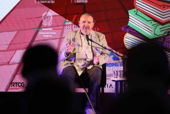 Marković: Male pakosti velikih zlotvora ništa su naspram Miloševića, mnogo je umjetnika koji su se prišljamčili režimu Marković: Male pakosti velikih zlotvora ništa su naspram Miloševića, mnogo je umjetnika koji su se prišljamčili režimu