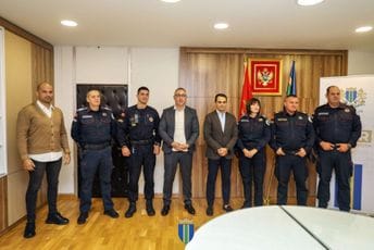 (VIDEO) Opština Bar upriličila prijem za najbolje službenike policije u 2025;  Raičević: Vaš rad je od posebne vrijednosti za građane Bara