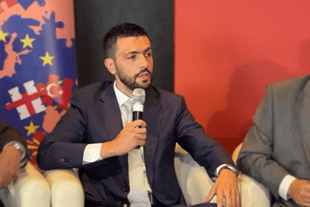 Živković: Dio parlamentarne većine promoviše fašizam i nacionalizam, oni nas ne mogu uvesti u EU