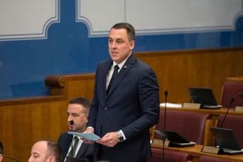 Uprava policije istražuje prijetnje upućene Ivanu Vukoviću