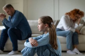 Sud zanemario stručna mišljenja i djecu dodijelio ocu, majka poručuje: Ne odustajem, žaliću se i do Strazbura ako bude trebalo Ilustacija