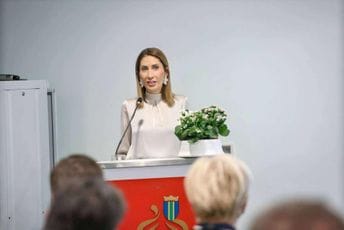 Spičanović: U vašim rukama leži budućnost jedne profesije koja ima moć da spaja ljude i čitave narode