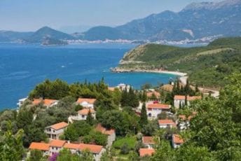 Bez vode do kasnih večernjih sati Rijeka Reževića, Katun, Perazića do, dio Petrovca