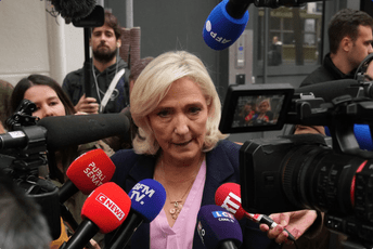 Marin le Pen upozorila da će blokirati svaku novu vladu: "Sve ću cenzurisati"