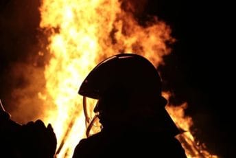 Požar u hotelu u Pakistanu, najmanje troje poginulih