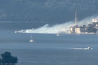 Kotor: Građani prijavili požar, ispostavilo se da je bakljada na privatnoj zabavi