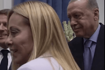 Erdogan savjetovao Meloni da 'baci' cigarete; Makron: To je nemoguće (VIDEO)
