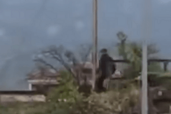 (VIDEO) Podgorica: U posljednjem trenutku se sklonio sa pruge