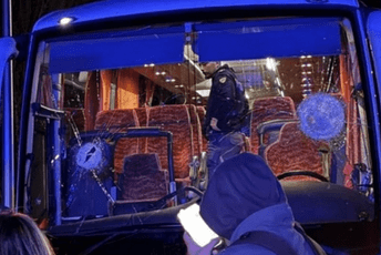 Italija u šoku: Ubijen vozač klupskog autobusa nakon utakmice, navijači ga zasuli ciglama