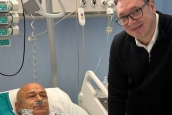 Vučić posjetio čovjeka koji je danas upucan u Ćacilendu