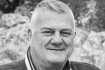 Jedan od pionira košarke u Baru: Preminuo Nikola Nikica Kovačević