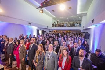 (FOTO) Pogledajte kako je bilo na Kongresu Savjeta mladih DPS u Kolašinu