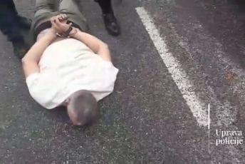 (VIDEO) U Mojkovcu uhapšen Bjelopoljac: Policija pronašla kod njega marihuanu i tablete sa liste opijata