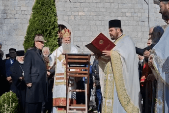 Bećković o spomeniku Amfilohiju: Ko do sada nije vjerovao u čuda, može danas da počne