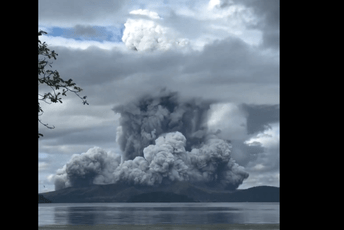 (VIDEO) Nevjerovatna erupcija vulkana na Filipinima, dim se uzdiže 2.000 metara u visinu