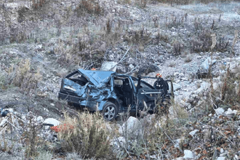 Automobil sletio s puta, teško povrijeđen muškarac