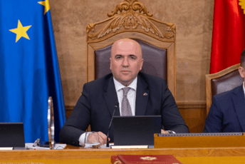 Nurković: Pojedinci odgovorni za nemile scene u Crnoj Gori, to nije izraz volje našeg naroda