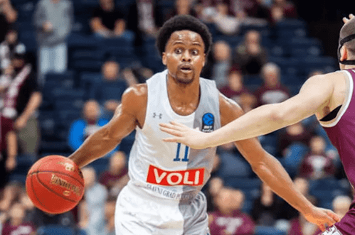 'Plavi' se probijaju ka vrhu: Podgoričani zasluženo slavili u Litvaniji, sada imaju pobjedu manje od vodećih