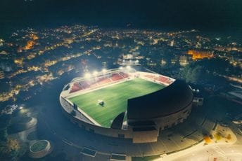 Spektakularno: Pogledajte kako novi stadion na Cetinju izgleda noću (FOTO)