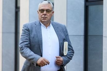 Advokatska komora bez mišljenja o kršenju etike zbog  pribavljanja medicinskog kartona Raičković: KCCG uveo ugovore o tajnosti, advokatu Mićoviću odgovornost ne traže