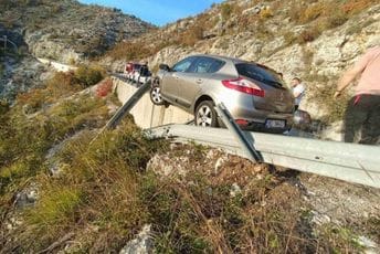 Nezgoda na putu Podgorica - Cetinje: Povrijeđena jedna osoba