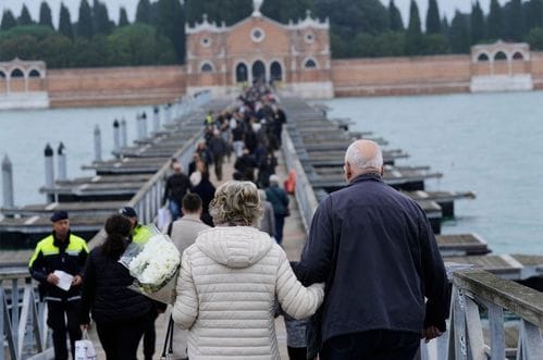 Vlasti Venecije otvorile most do ostrva gdje su sahranjene poznate ličnosti
