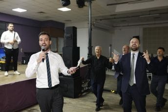 (VIDEO) Kad političari zapjevaju: Zirojević i Šahman u Turskoj zapjevali o Nikšiću, Cetinju, Podgorici i Sarajevu