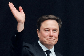 Ilon Mask uz dozu rasizma komentarisao izbore u Njujorku, podržao bivšeg guvernera