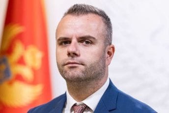 Omeragić novi konzul u Njujorku, uskoro imenovanja ambasadora u Sarajevu i Atini