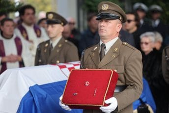 U Vukovaru sahranjen Francuz koji se borio za taj grad i čije je tijelo pronađeno nakon 34 godine