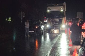 Duge kolone na putu Podgorica - Nikšić: Dogodio se i lančani udes